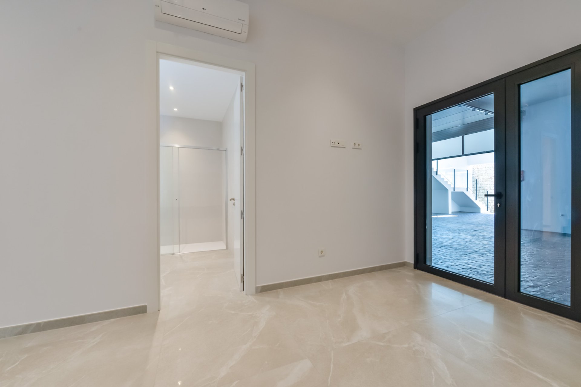 Obra nueva - Villa -
Finestrat