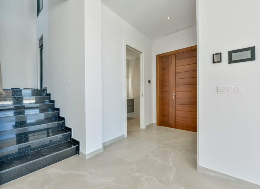 Obra nueva - Villa -
Finestrat