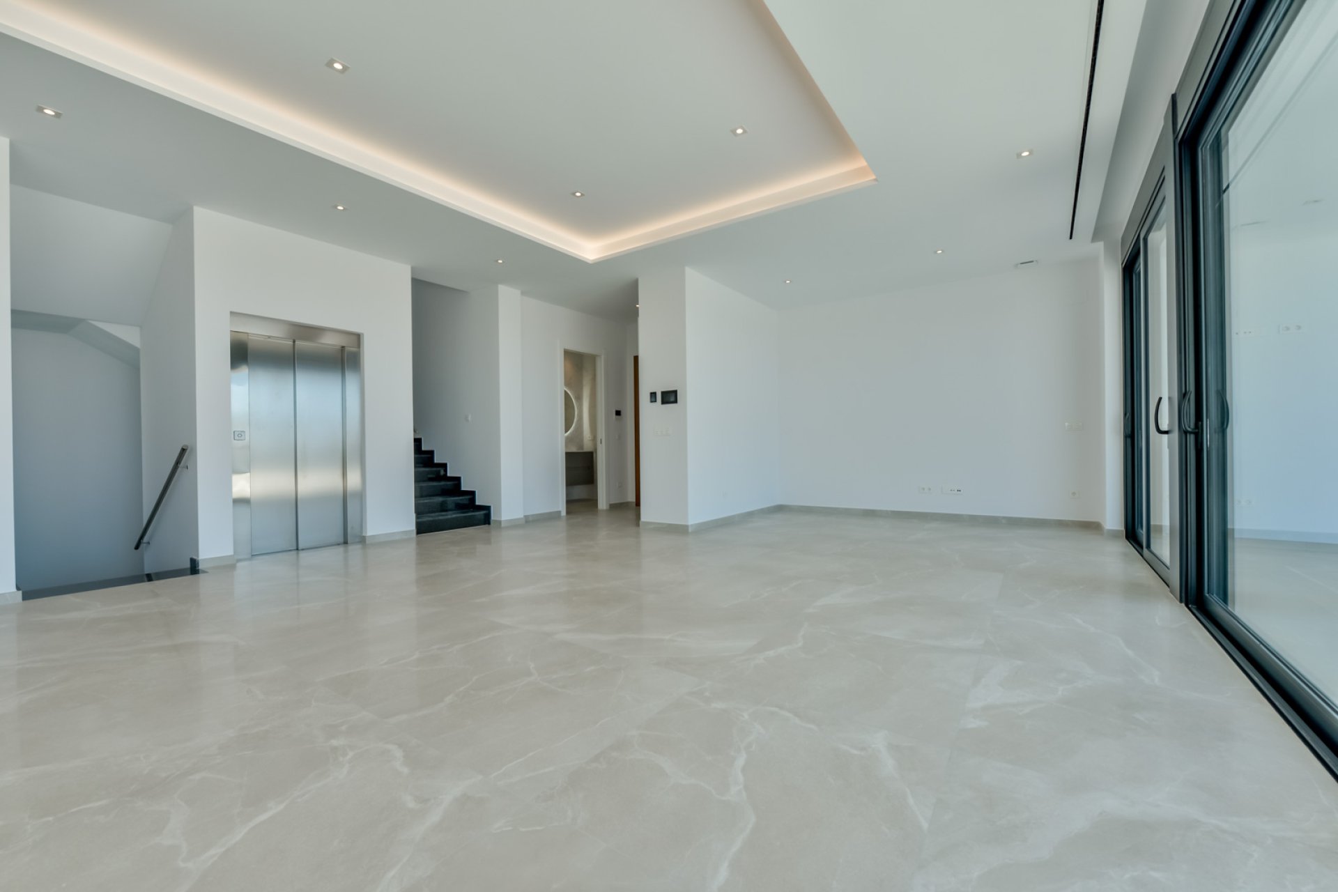 Obra nueva - Villa -
Finestrat