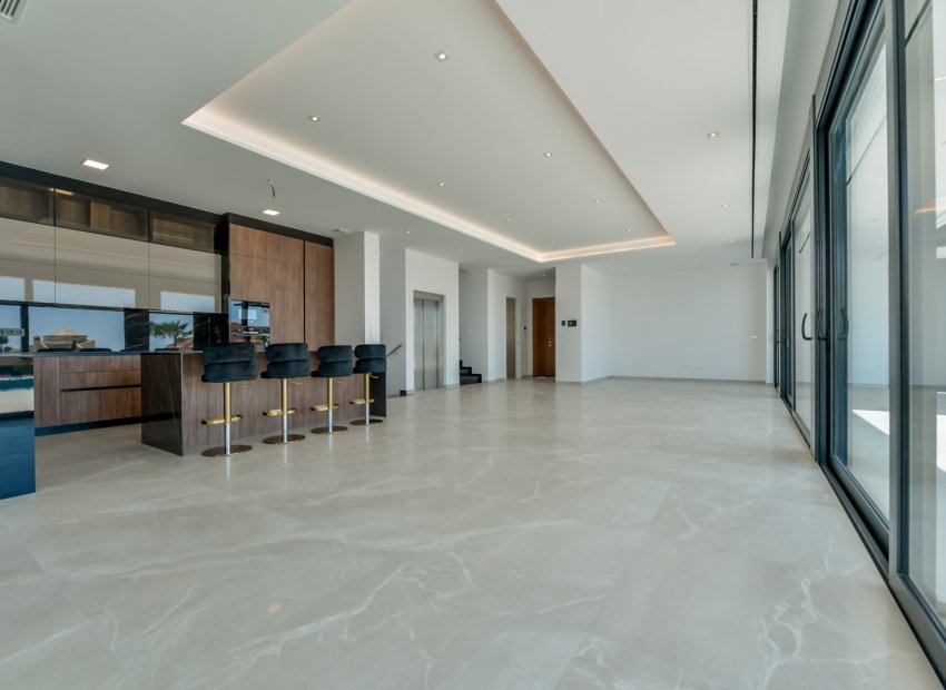 Obra nueva - Villa -
Finestrat