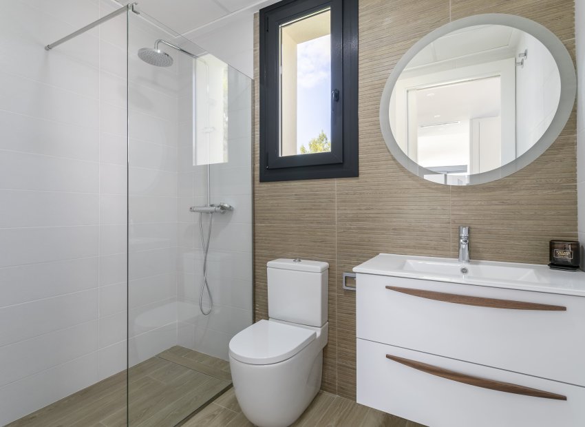 Obra nueva - Villa -
Finestrat