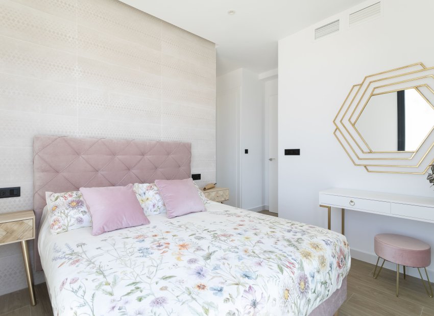 Obra nueva - Villa -
Finestrat