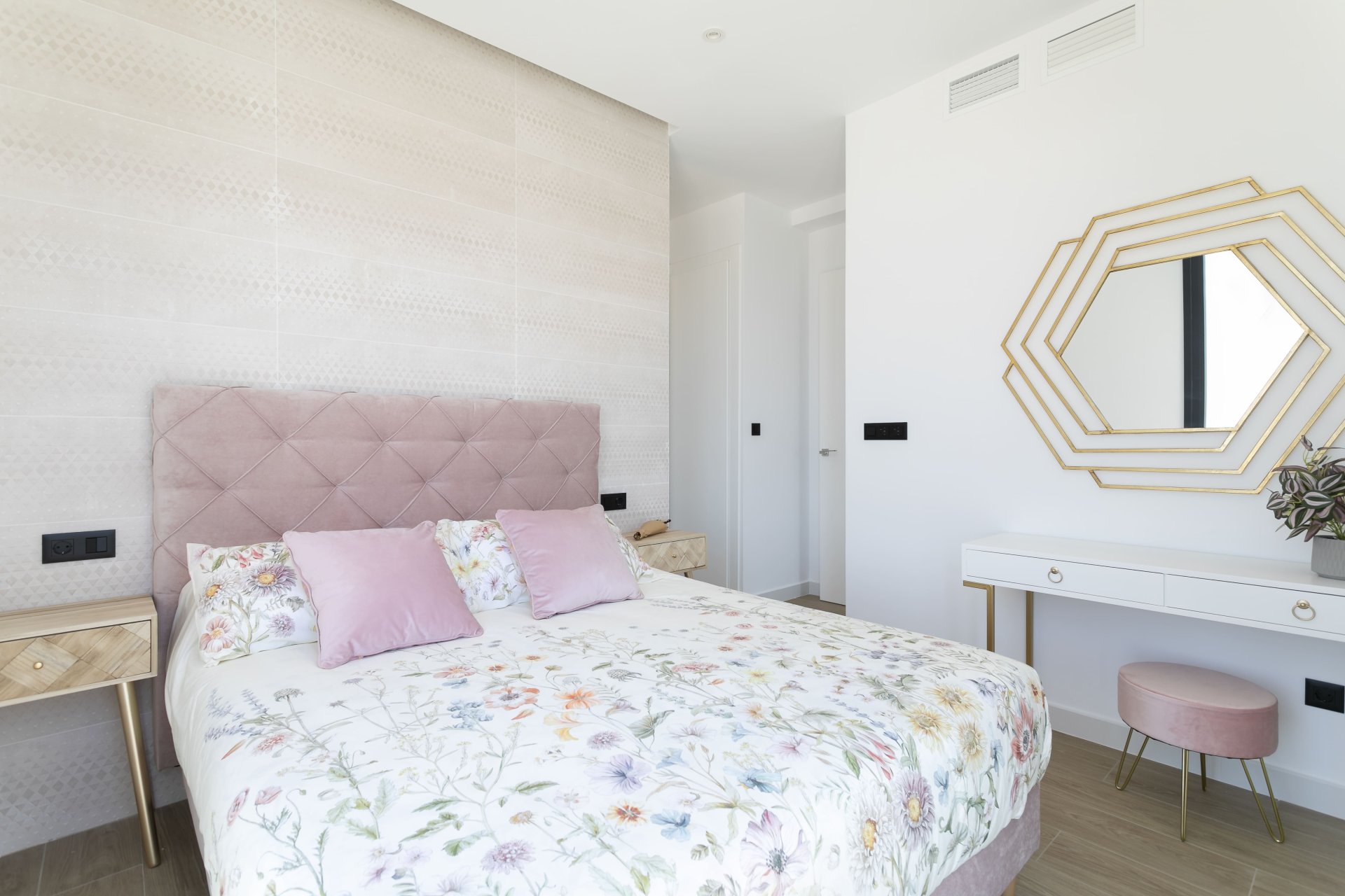 Obra nueva - Villa -
Finestrat