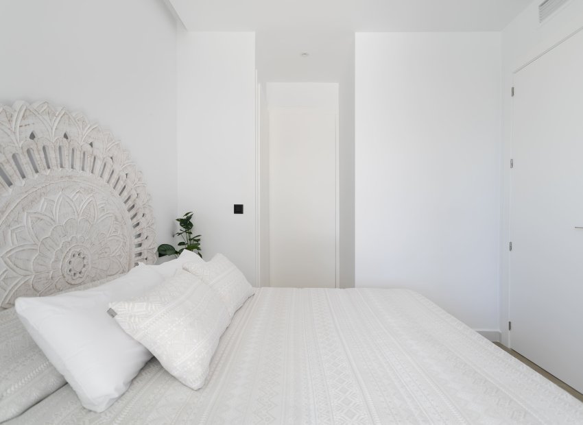 Obra nueva - Villa -
Finestrat