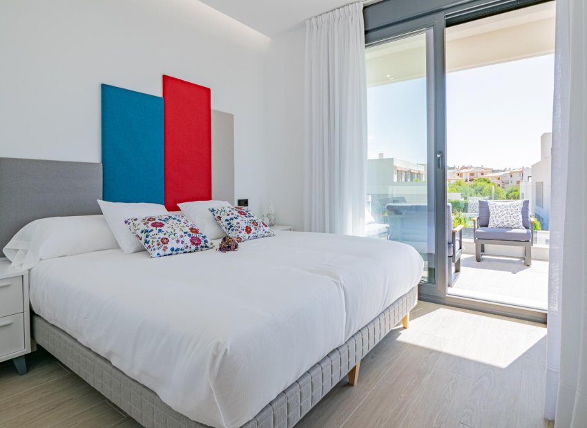 Obra nueva - Villa -
Finestrat