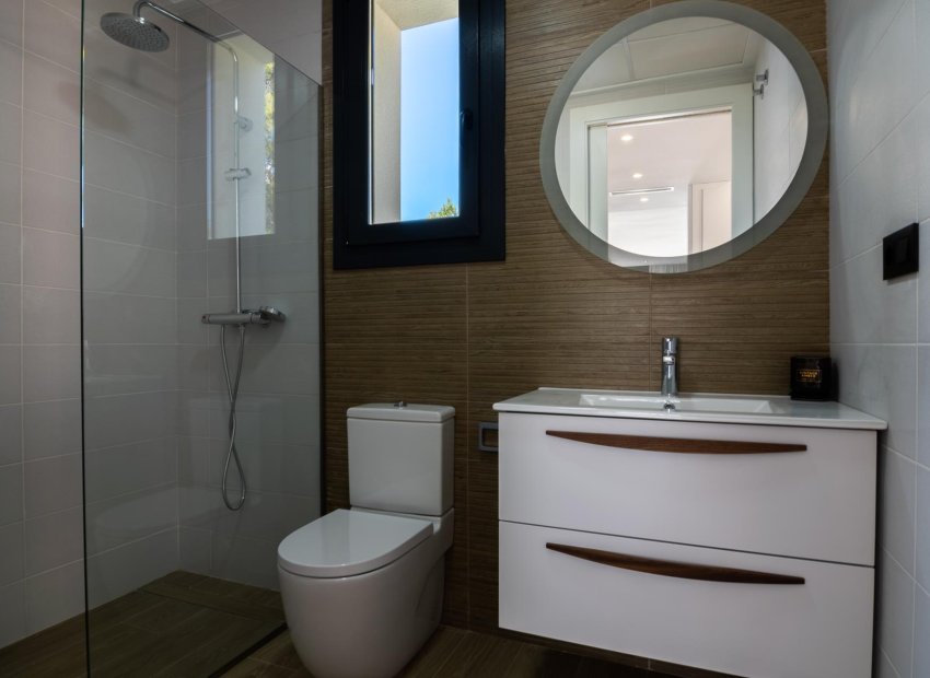 Obra nueva - Villa -
Finestrat