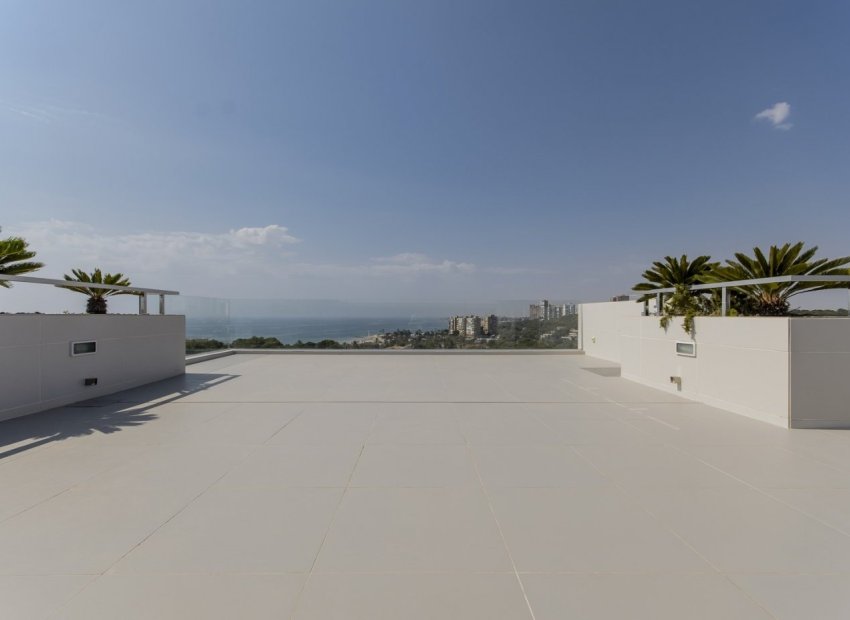 Obra nueva - Villa -
Orihuela Costa - Campoamor