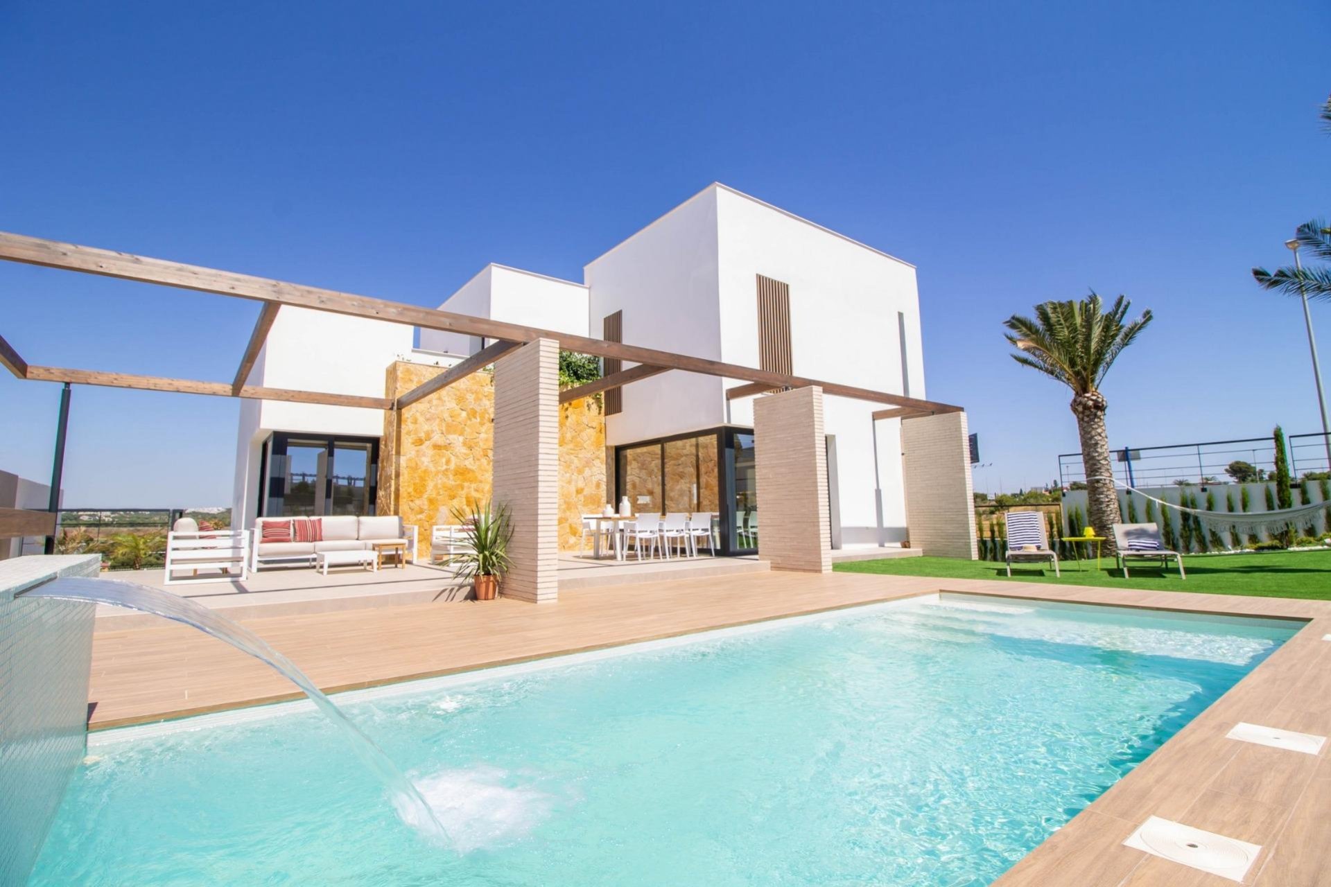 Obra nueva - Villa -
Orihuela Costa - Campoamor