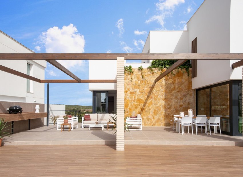 Obra nueva - Villa -
Orihuela Costa - Campoamor