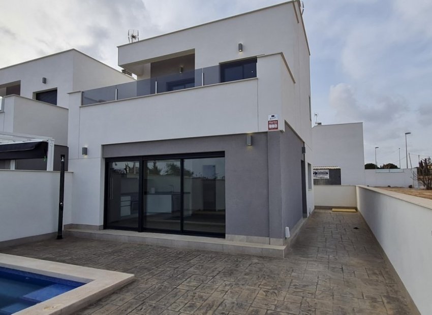 Obra nueva - Villa -
Orihuela Costa - El Barranco