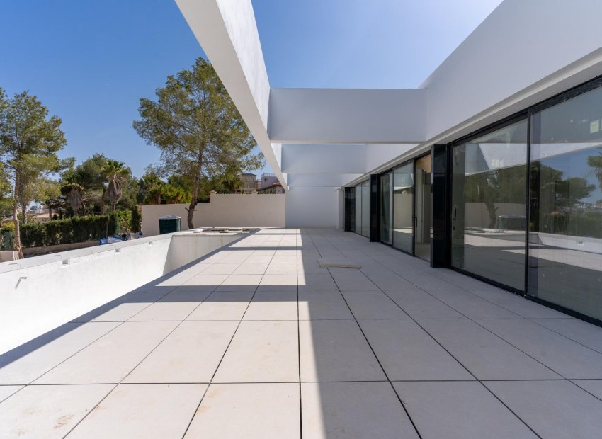 Obra nueva - Villa -
Orihuela Costa - Las Filipinas