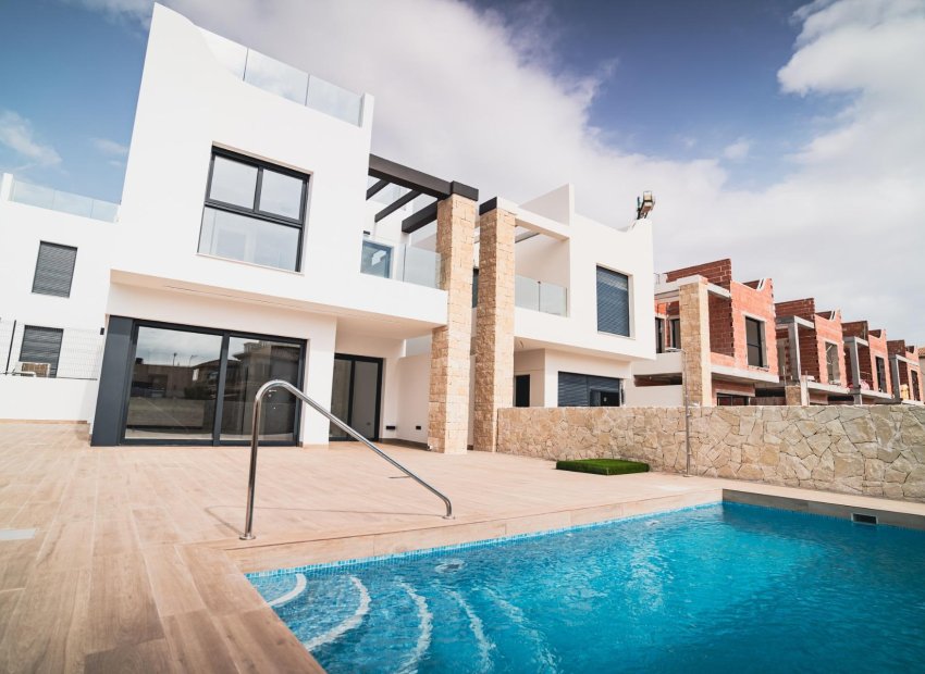 Obra nueva - Villa -
Orihuela Costa - Punta Prima
