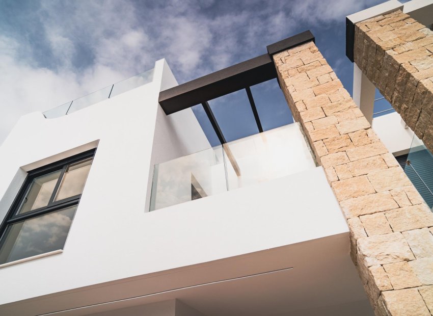 Obra nueva - Villa -
Orihuela Costa - Punta Prima