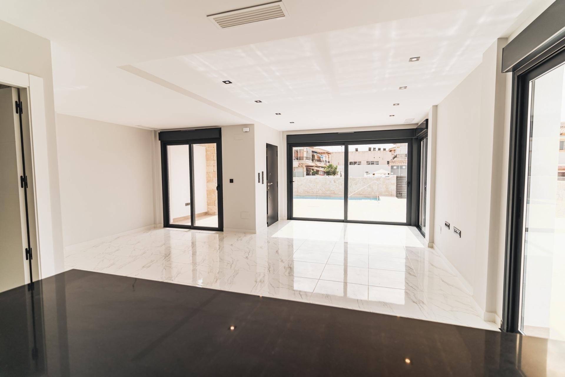 Obra nueva - Villa -
Orihuela Costa - Punta Prima