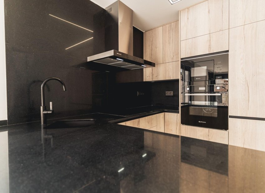 Obra nueva - Villa -
Orihuela Costa - Punta Prima