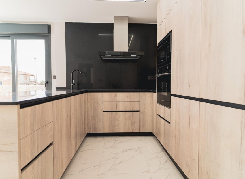 Obra nueva - Villa -
Orihuela Costa - Punta Prima