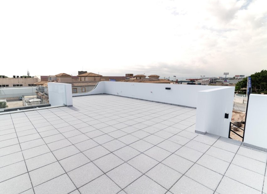 Obra nueva - Villa -
Orihuela Costa - Punta Prima