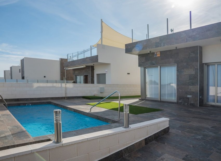 Obra nueva - Villa -
Orihuela Costa - Villamartín