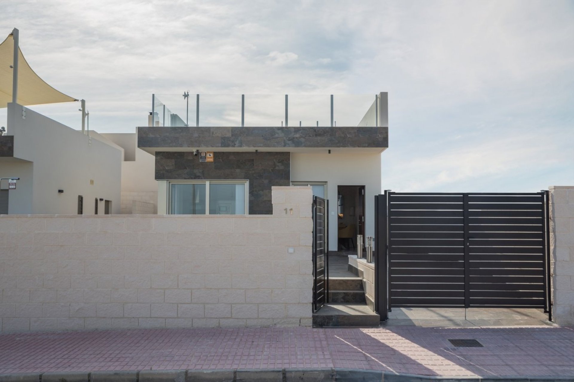 Obra nueva - Villa -
Orihuela Costa - Villamartín