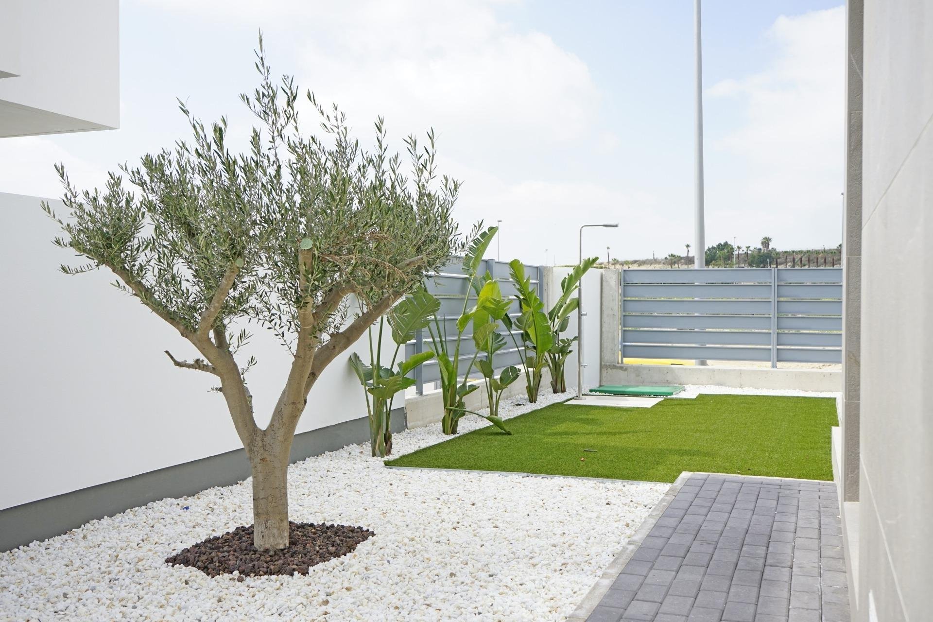 Obra nueva - Villa -
Orihuela - Entre Naranjos - Vistabella