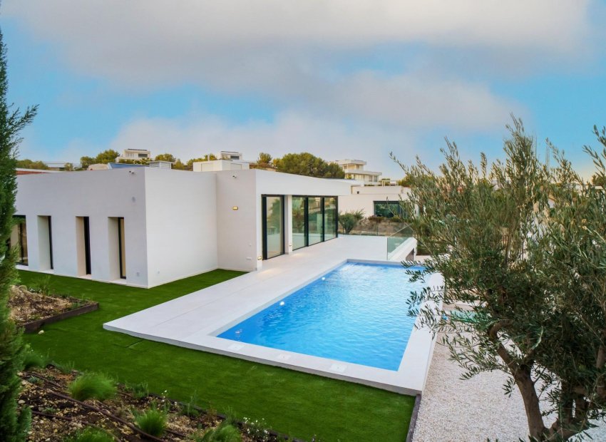 Obra nueva - Villa -
Orihuela - Las Colinas Golf