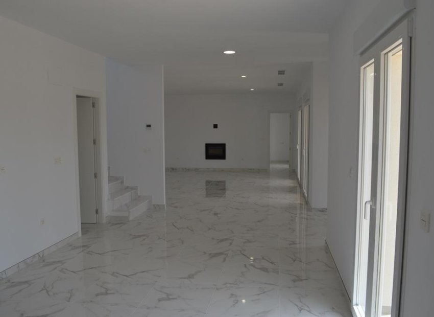 Obra nueva - Villa -
Pinoso - Camino Del Prado