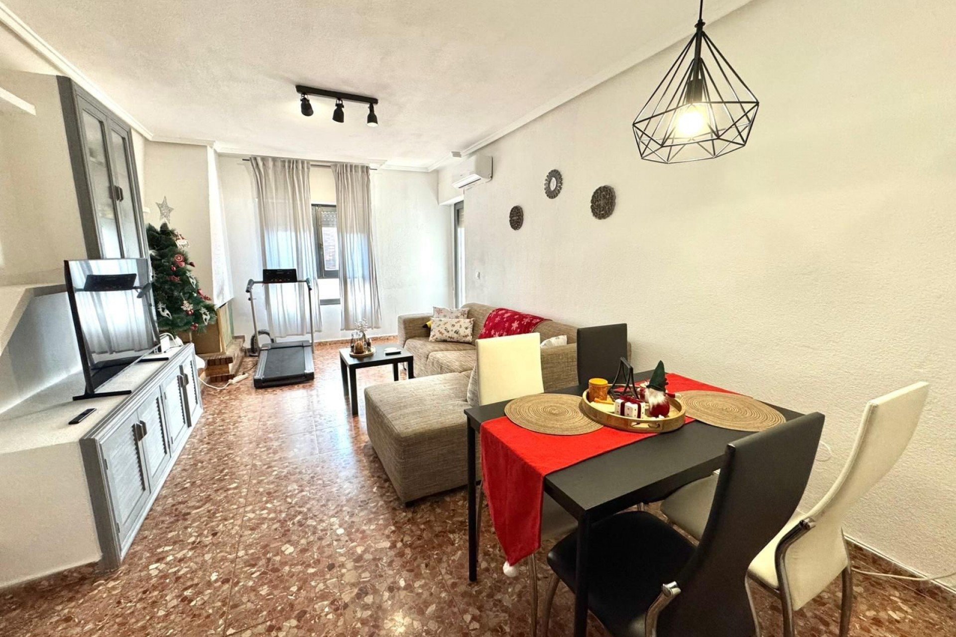 Resale - Apartment -
Almoradí