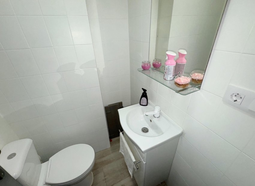 Resale - Apartment -
Almoradí