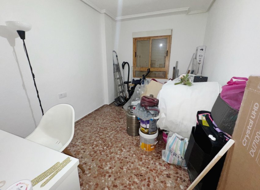 Resale - Apartment -
Almoradí
