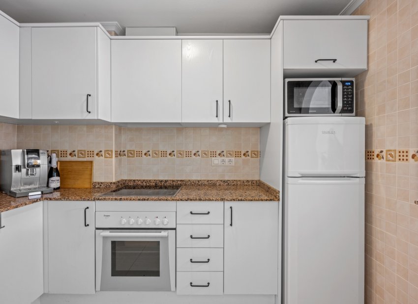 Resale - Apartment -
Daya Nueva - Costa Blanca South