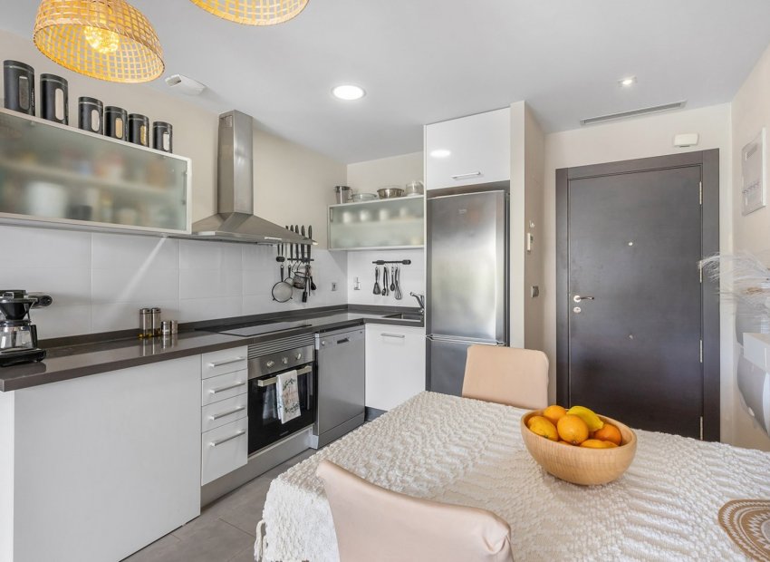 Resale - Apartment - Ground Floor -
La Mata - Playa