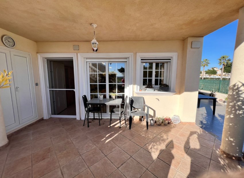 Resale - Apartment -
Guardamar del Segura - El Raso