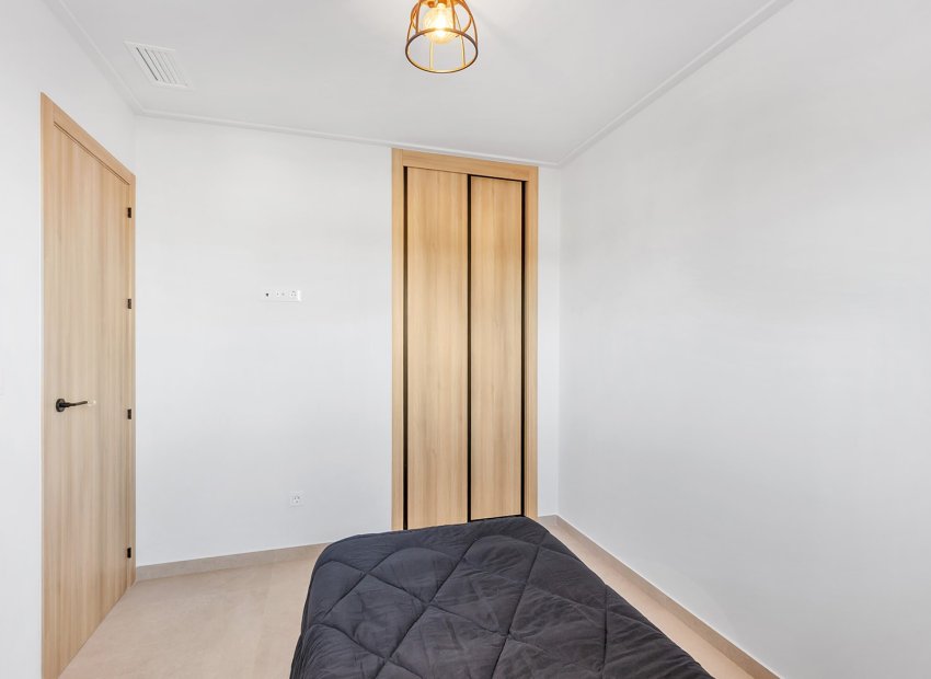 Resale - Apartment -
Guardamar del Segura - El Raso