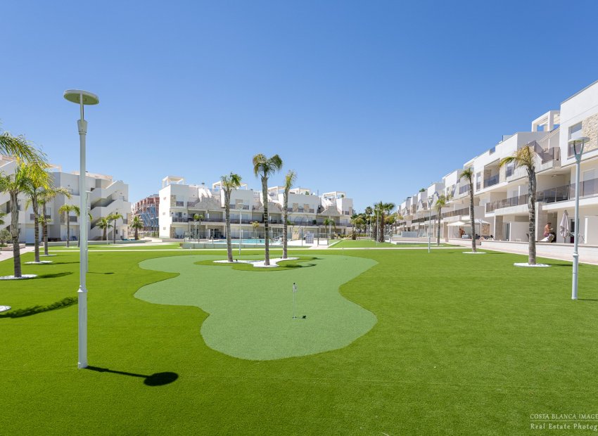 Resale - Apartment -
Guardamar del Segura - El Raso