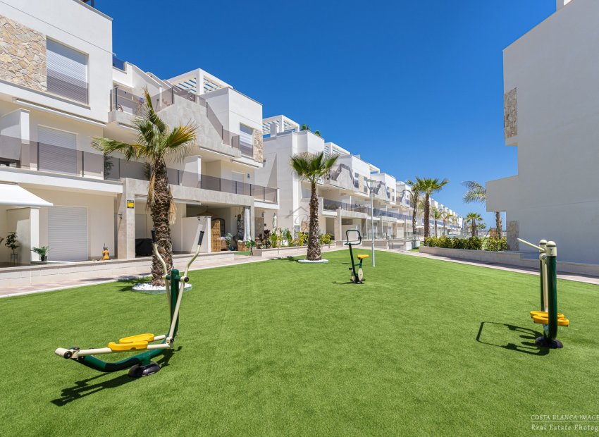 Resale - Apartment -
Guardamar del Segura - El Raso