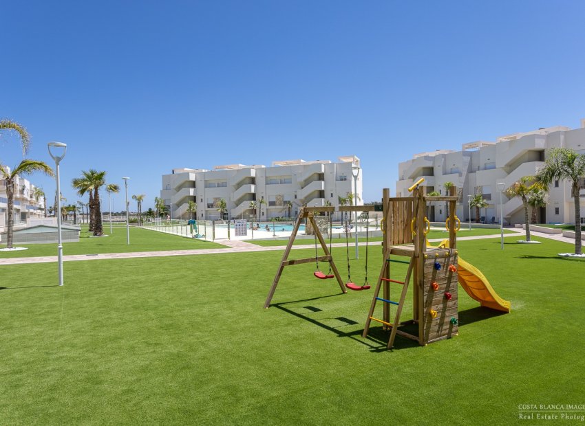 Resale - Apartment -
Guardamar del Segura - El Raso