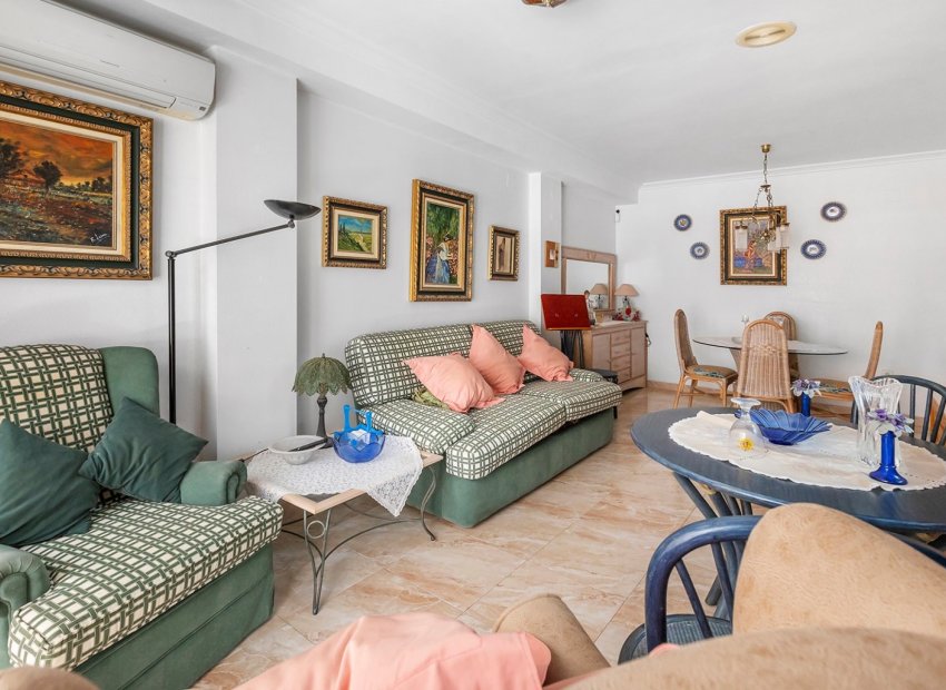 Resale - Apartment -
La Mata - Playa