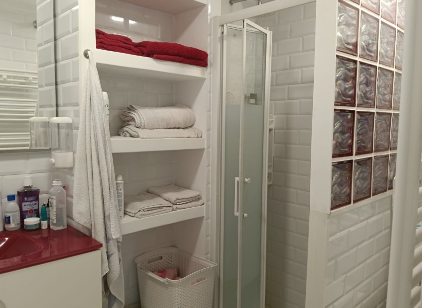 Resale - Apartment -
Los Montesinos - La Herrada