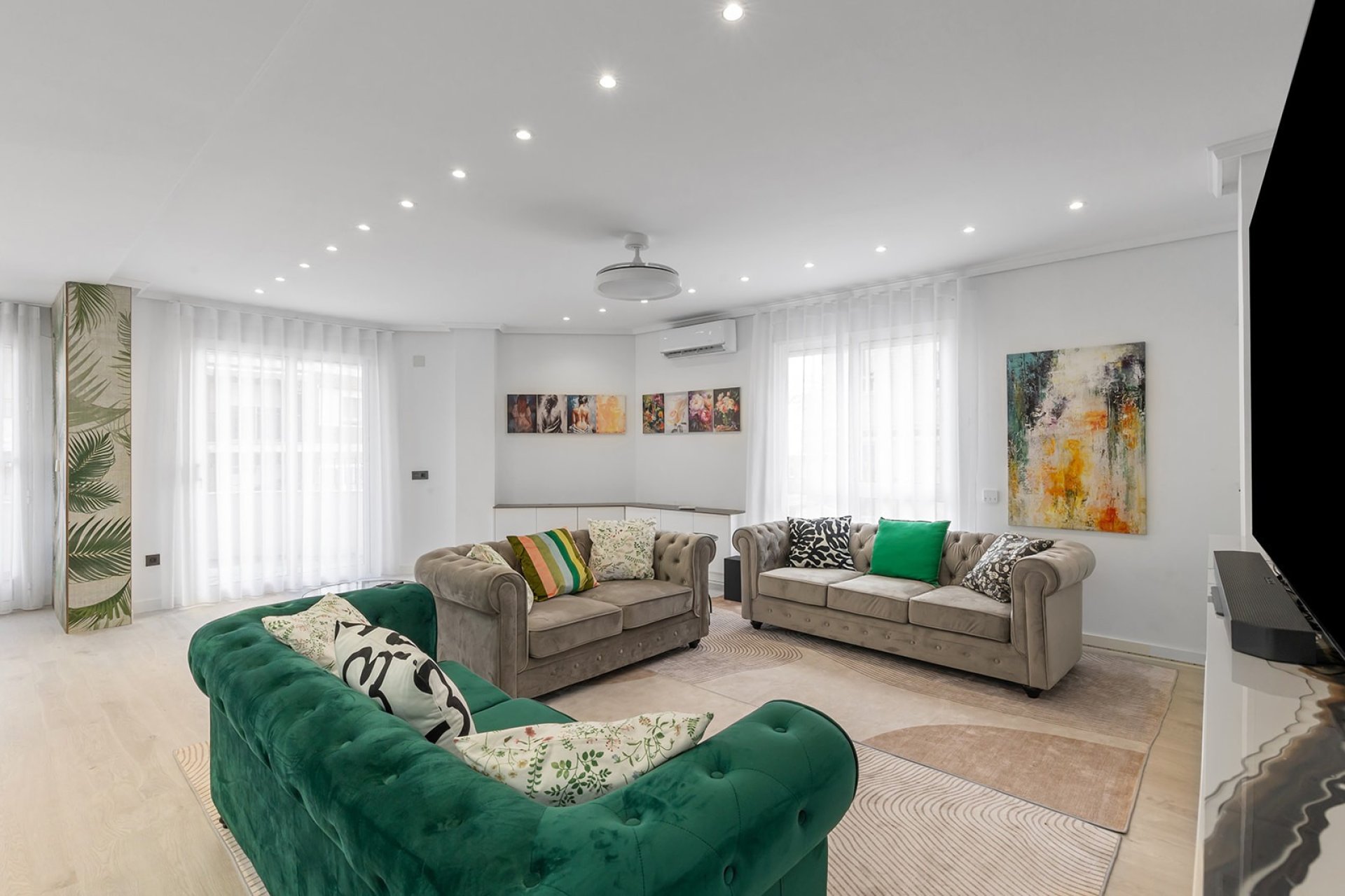 Resale - Apartment -
Los Montesinos