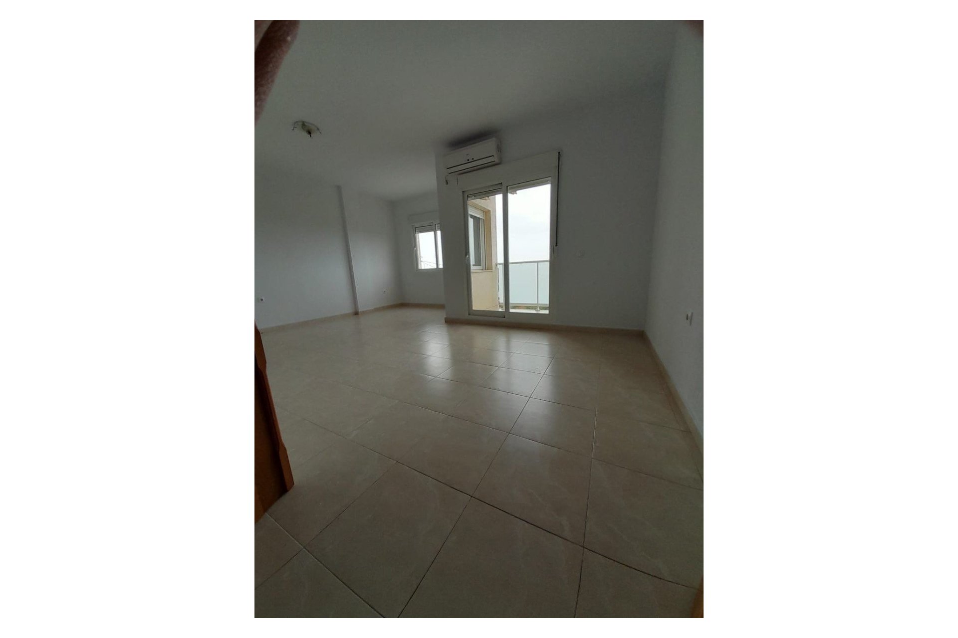 Resale - Apartment -
Los Montesinos