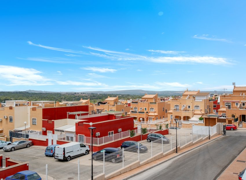 Resale - Apartment -
Orihuela - Costa Blanca South