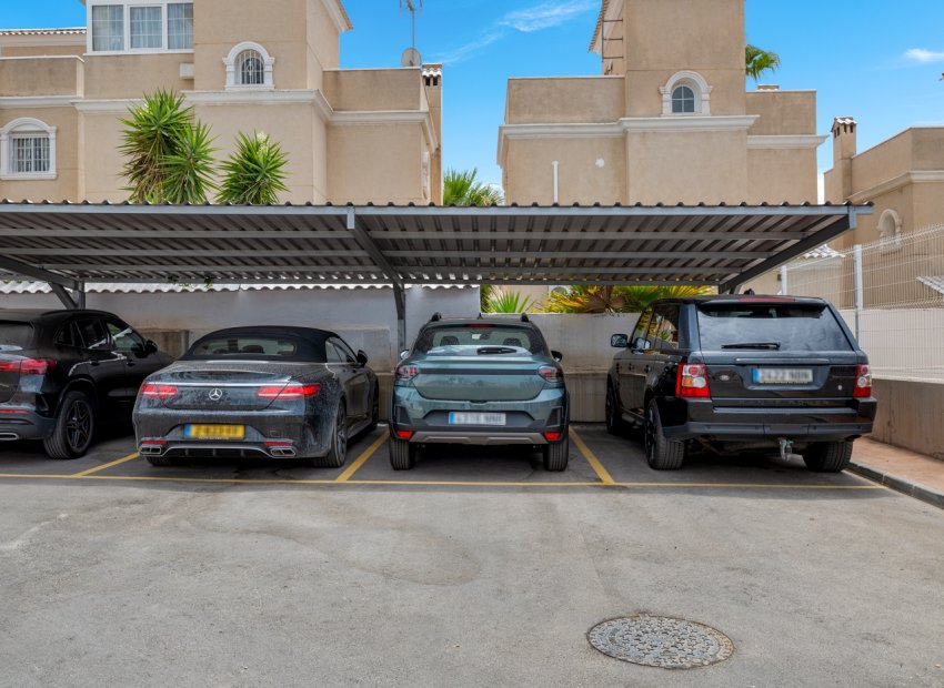 Resale - Apartment -
Orihuela - Costa Blanca South