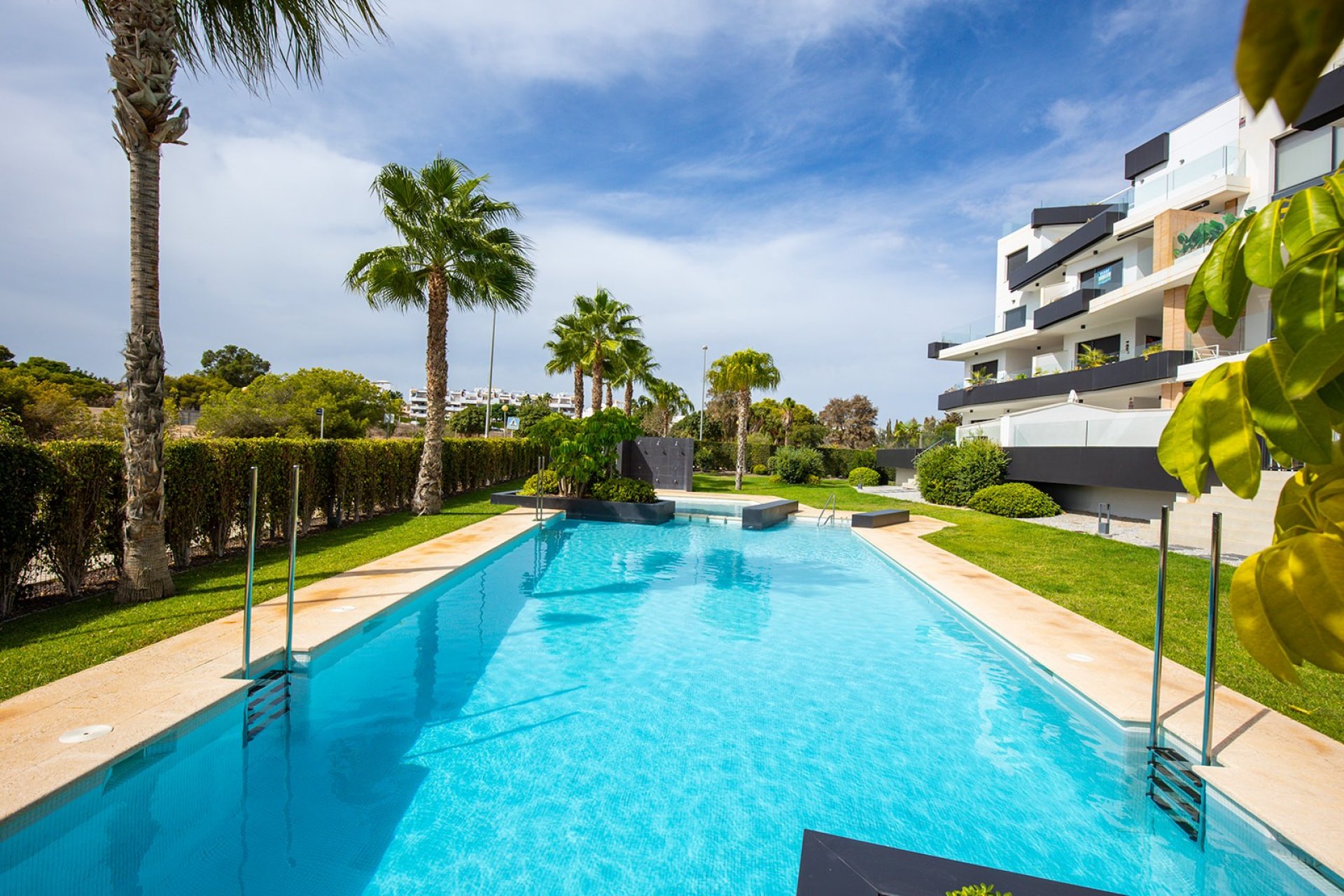 Resale - Apartment -
Orihuela Costa - Cabo roig - La Zenia