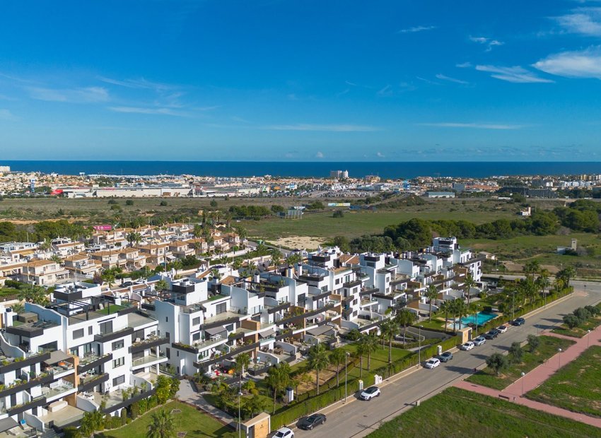 Resale - Apartment -
Orihuela Costa - Cabo roig - La Zenia