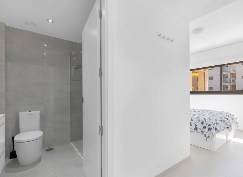 Resale - Apartment -
Orihuela Costa - La Zenia