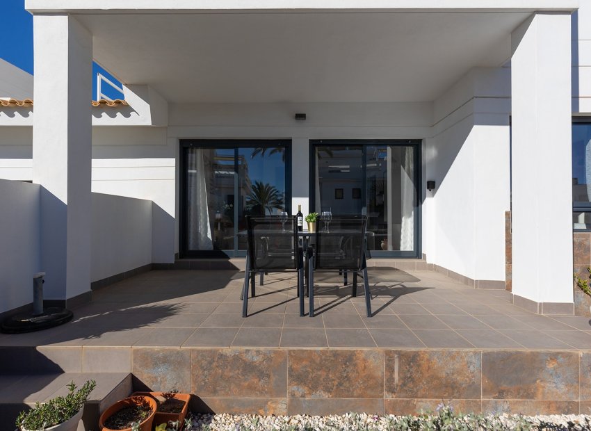 Resale - Apartment -
Orihuela Costa - Las Ramblas