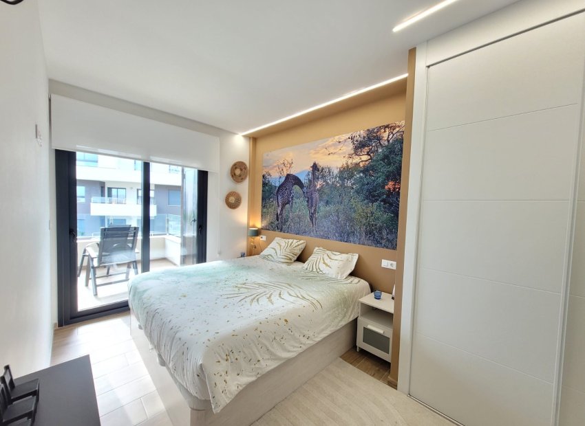 Resale - Apartment -
Orihuela Costa - Villamartin