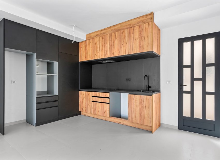 Resale - Apartment -
San Miguel de Salinas - Costa Blanca South