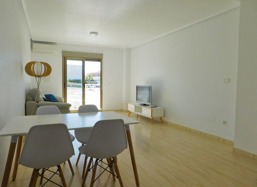 Resale - Apartment -
San Miguel de Salinas - San Miguel Salinas