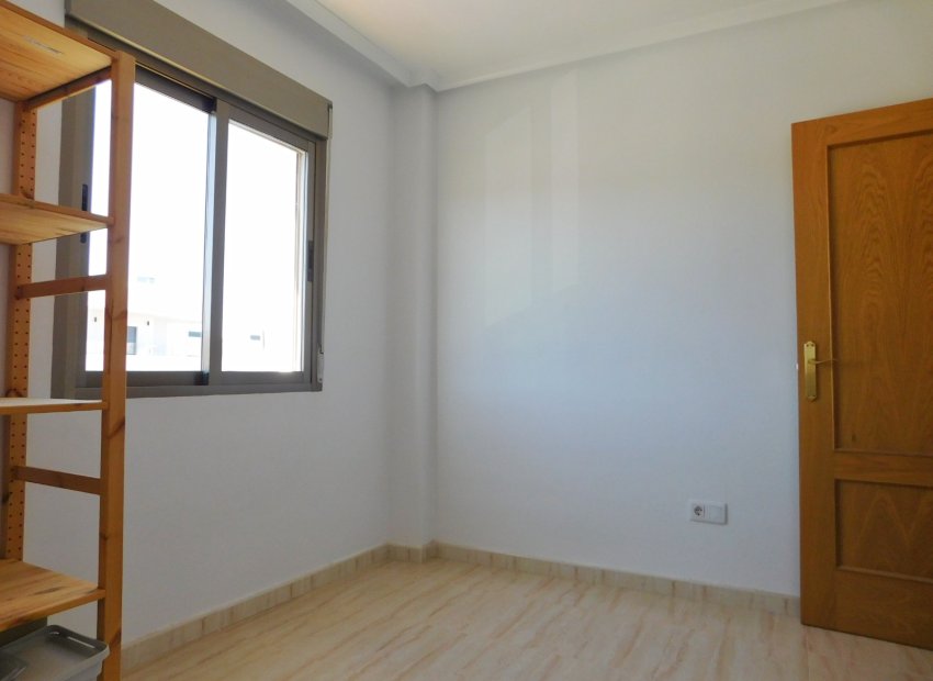 Resale - Apartment -
San Miguel de Salinas - San Miguel Salinas